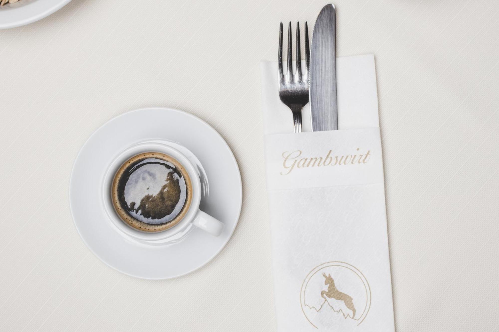 Hotel Gambswirt Tamsweg Bagian luar foto