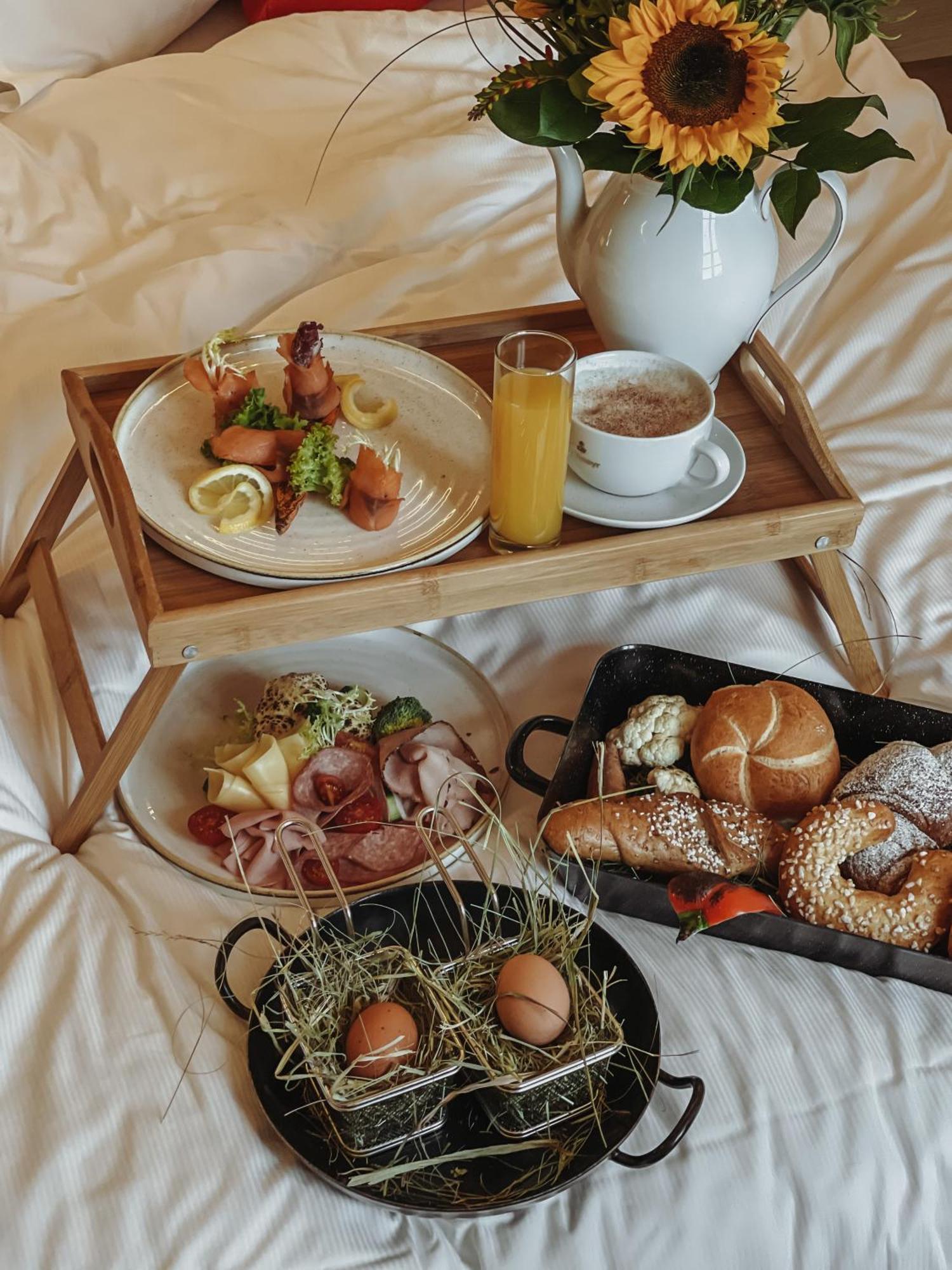 Hotel Gambswirt Tamsweg Bagian luar foto