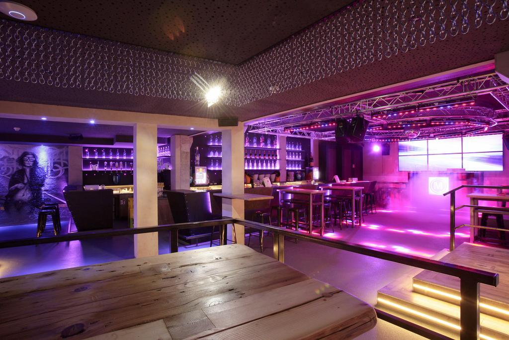 Hotel Gambswirt Tamsweg Bagian luar foto